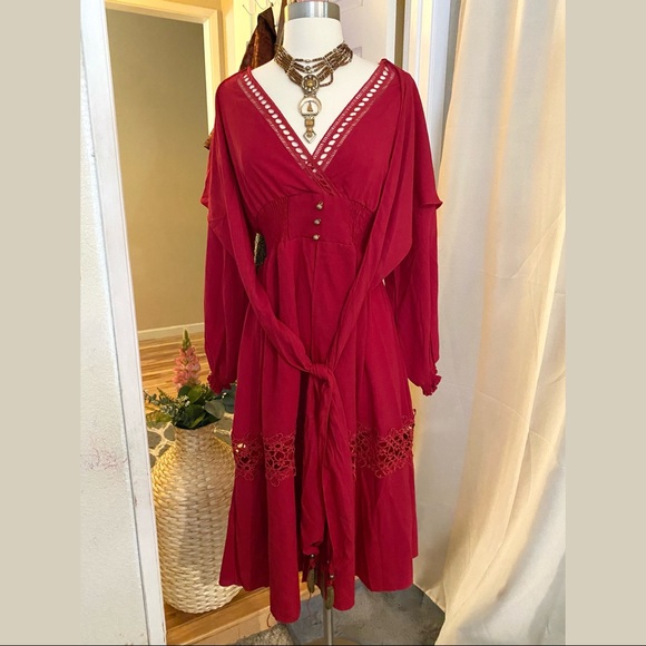 Dresses & Skirts - NWT Boho Hooded Dress